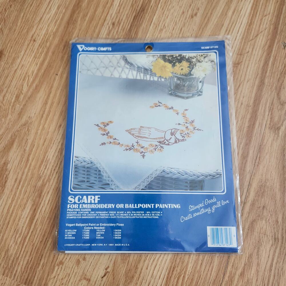 Vogart Crafts Praying Hands Dresser Scarf 8712G Stamped Embroidery Kit USA NOS